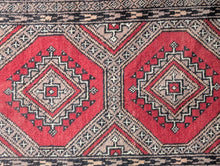 Load image into Gallery viewer, 4'3" x 2'8" - Vintage Afghan Baluch Hand-Knotted Wool Rug - Soft Taupe & Madder Red - 131 x 81 cm