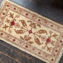 Load image into Gallery viewer, 4'7" x 2'5" - Vintage Hand-Knotted Wool Rug - Ivory Ground Floral Design - 140 x 74 cm