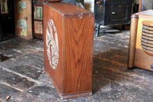 Load image into Gallery viewer, Vintage 1930s Wooden Extension Speaker - Bird & Floral Fretwork - Art Deco Radio Loudspeaker