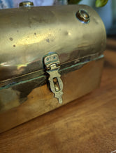 Load image into Gallery viewer, Vintage Brass Indian Kerala Betel Nut Pandan Box
