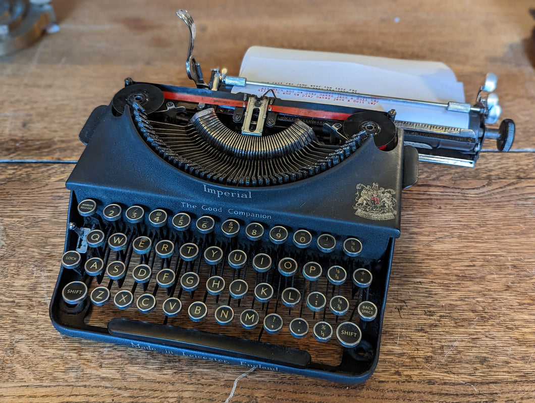 Imperial Good Companion Travelling Vintage Typewriter