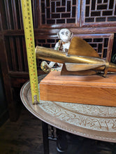 Load image into Gallery viewer, Antique Brass Taffrail Ships Log on Wooden Base
