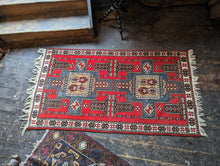 Load image into Gallery viewer, 6&#39;7&quot; x 3&#39;5&quot; Vintage Hand Knotted Caucasian Oriental Wool Rug - 201 x 102cm
