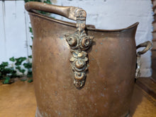 Load image into Gallery viewer, Vintage English Brass Helmet Coal Scuttle

