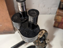 Load image into Gallery viewer, 1950&#39;s Stereoscopic Disecting Microscope
