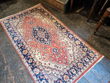 Load image into Gallery viewer, 5&#39;4&quot; x 3&#39;3&#39; Vintage Hand Knotted Wool Rug - 161 x 98cm

