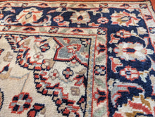 Load image into Gallery viewer, 5&#39;4&quot; x 3&#39;3&#39; Vintage Hand Knotted Wool Rug - 161 x 98cm
