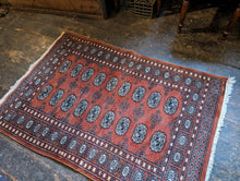 Load image into Gallery viewer, 4&#39;7&quot; x 3&#39;1&quot; Hand Knotted Vintage Pakistani Bokhara Rug - 139 x 94cm
