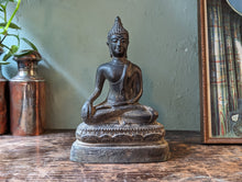 Load image into Gallery viewer, 19thC Thai Bronze Buddha statue
