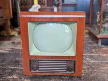 Load image into Gallery viewer, 1950&#39;s Bush TV24 Television Receiver
