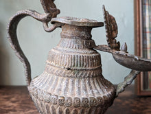 Load image into Gallery viewer, 19th Century Bronze Nepale Sukunda oil lamp
