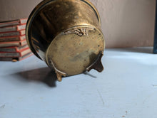 Load image into Gallery viewer, Vintage Small Tripod Brass Planter / Jardinier
