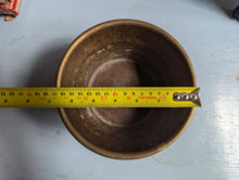 Load image into Gallery viewer, Vintage Small Tripod Brass Planter / Jardinier
