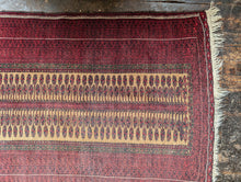 Load image into Gallery viewer, 4&#39;11&quot; x 3&#39; Vintage Afghan Baluch Rug - 150 x 94cm
