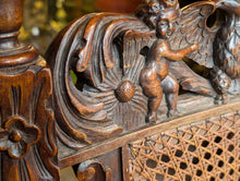 Load image into Gallery viewer, 19th Century Duch Carved Beach Hall Chair
