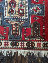 Load image into Gallery viewer, 6&#39;7&quot; x 3&#39;5&quot; Vintage Hand Knotted Caucasian Oriental Wool Rug - 201 x 102cm
