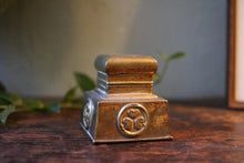 Load image into Gallery viewer, Early 20th.C Arts &amp; Crafts Brass Inkwell
