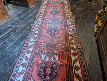 Load image into Gallery viewer, 9&#39;9&quot; x 2&#39;9&quot; - Large Antique Hamadan Runner Rug - 297 x 89cm
