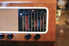 Load image into Gallery viewer, Vintage PYE Cambridge T19D Wooden Case Valve Radio
