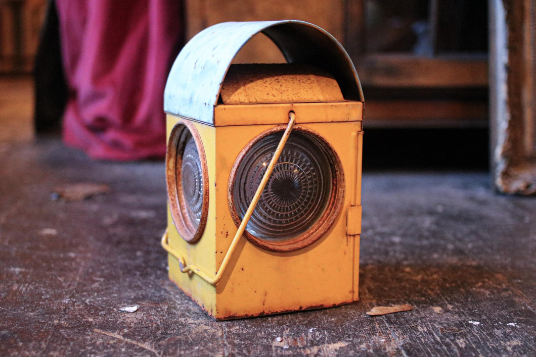 Vintage Yellow Road Workers Signal Lamp / Lantern