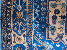 Load image into Gallery viewer, 6&#39;9&quot; x 3&#39;8&quot; Vintage Afghan Baluch Rug - 205 x 112cm
