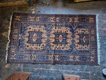 Load image into Gallery viewer, 6&#39;9&quot; x 3&#39;8&quot; Vintage Afghan Baluch Rug - 205 x 112cm
