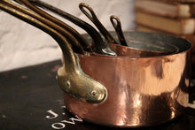 Load image into Gallery viewer, Set of 7 French Vintage Copper / Brass Pans
