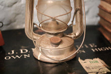 Load image into Gallery viewer, Vintage German Feuerhand 1275 German Oil Lantern
