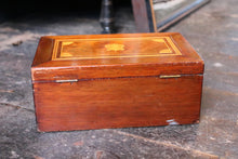Load image into Gallery viewer, Antique Victorian Walnut Mahogany Wooden Sewing / Jewellery Box
