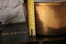 Load image into Gallery viewer, Vintage Heavyweight Brass Jam Pan / Plant Pot
