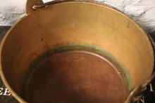 Load image into Gallery viewer, Vintage Heavyweight Brass Jam Pan / Plant Pot
