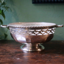 Load image into Gallery viewer, Vintage EPNS Bowl
