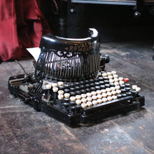 Load image into Gallery viewer, Royal Barlock Working Antique Typewriter
