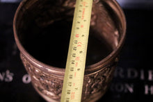 Load image into Gallery viewer, Early 20th.C Arts &amp; Crafts Brass Embossed Plant Pot / Jardiniere
