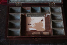 Load image into Gallery viewer, Antique Victorian Walnut Mahogany Wooden Sewing / Jewellery Box
