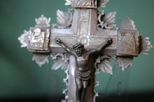 Load image into Gallery viewer, Vintage Freestanding Pewter Cross / Crucifix
