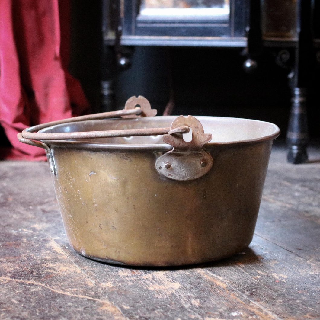 Large Antique Brass Fire Pot / Jam Pan / Plant Pot