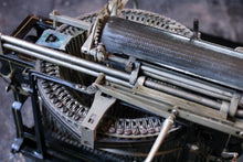 Load image into Gallery viewer, The Caligraph No.2 Antique Typewriter
