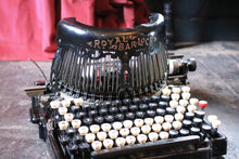 Load image into Gallery viewer, Royal Barlock Working Antique Typewriter
