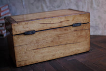 Load image into Gallery viewer, Antique Victorian Maple Tea Caddy
