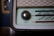 Load image into Gallery viewer, RESERVED KIRSTEN - 1950&#39;s Little Maestro T66/3 Vintage Valve Radio
