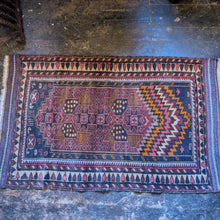 Load image into Gallery viewer, 4&#39;5&quot; x 2&#39;8&quot; - Vintage Tribal Wool Rug – Handwoven Caucasian Style - 135 x 82cm
