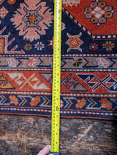 Load image into Gallery viewer, 3&#39;3&quot; x 5&#39;7&quot; - Vintage Geometric Wool Rug – 115cm x 171 cm

