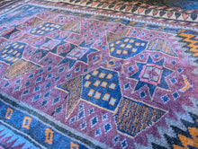 Load image into Gallery viewer, 4&#39;5&quot; x 2&#39;8&quot; - Vintage Tribal Wool Rug – Handwoven Caucasian Style - 135 x 82cm
