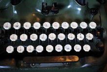 Load image into Gallery viewer, Oliver 9 Batwing Antique Typewriter
