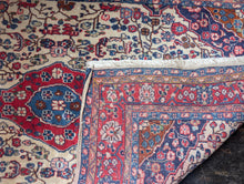Load image into Gallery viewer, 3&#39;6.5&quot; x 5&#39;7&quot; - Vintage Sarouk Rug – Hand-Knotted Wool - 108 x 170cm
