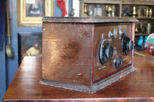 Load image into Gallery viewer, 1920s Valve Radio Receiver in Mahogany Case – Early Tube Technology
