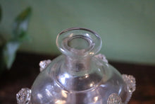Load image into Gallery viewer, Hadeland Willy Johansson “Nøstetangen” Klukk Decanter – Berry-Prunt Pinched Glass, Mid-Century Norwegian Design

