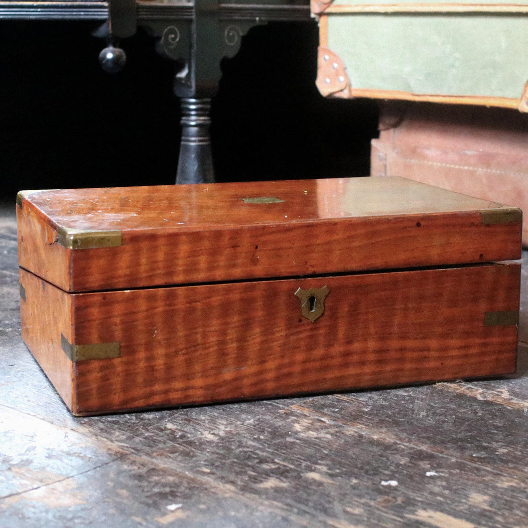 19th Century Victorian Mahogany  Desk Tidy / Writing Slope