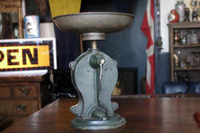 Load image into Gallery viewer, Salter’s No. 50 Family Scale - Cast Iron Kitchen Scale - C. 1900 - Working
